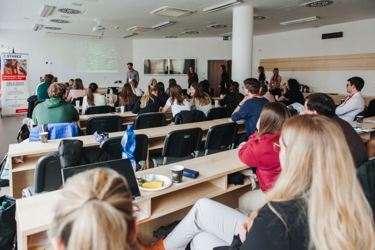 001022-ICRCacad-Seminar-Veda-2023-WEB
